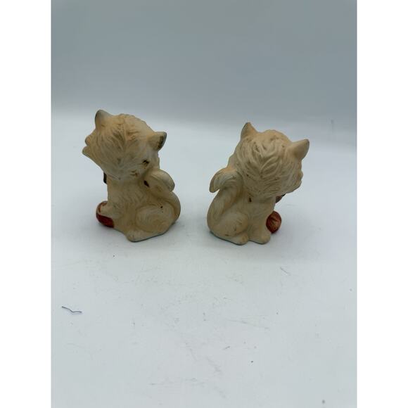 Vintage Japan Ceramic Kitten Figurines – Orange Cats with Yarn Balls & Bows – 4” - Picture 3 of 5